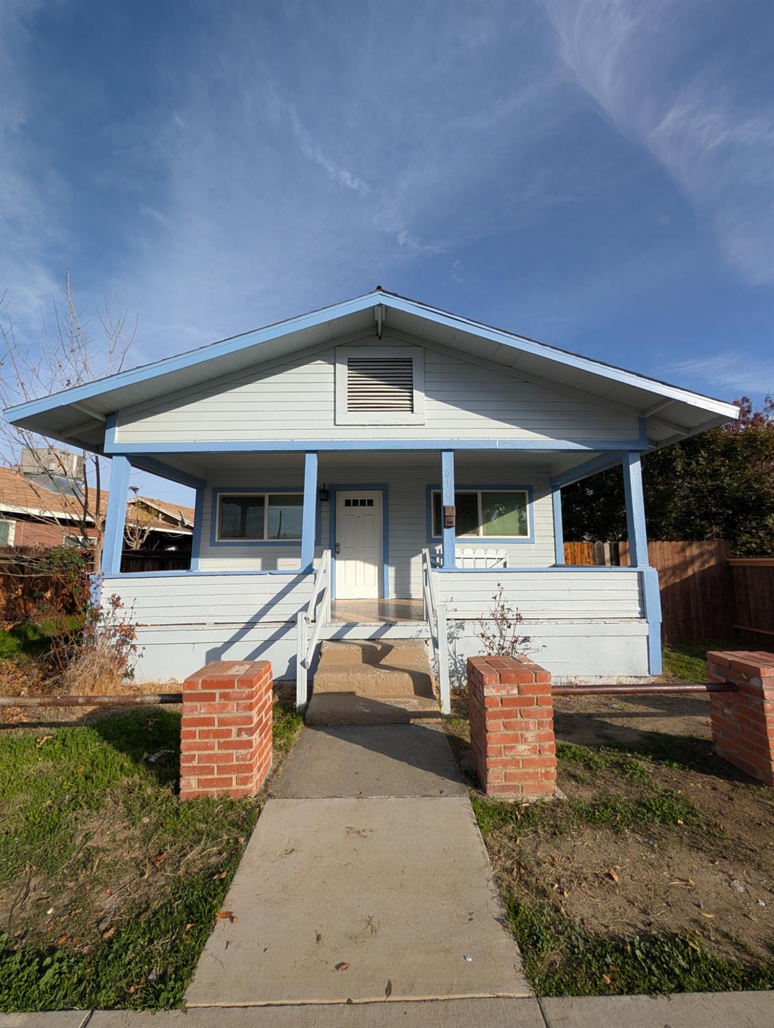 512 Sunset St, Coalinga, CA 93210