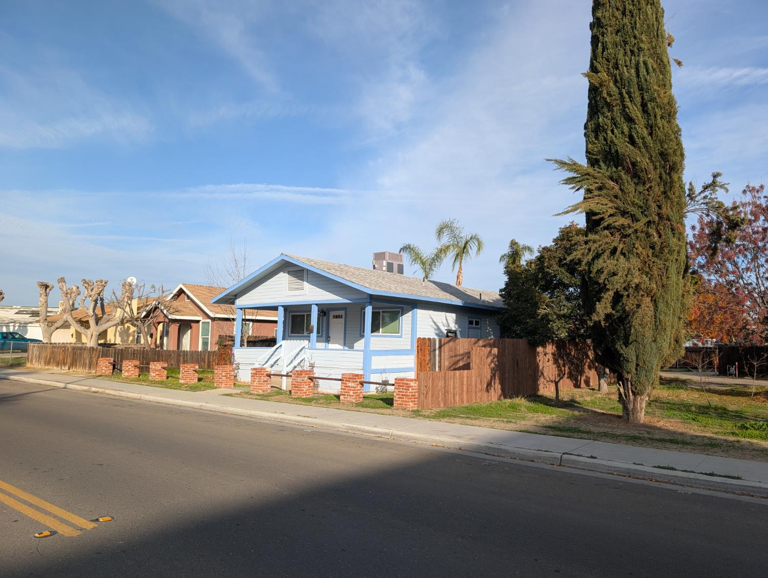 512 Sunset St, Coalinga, CA 93210