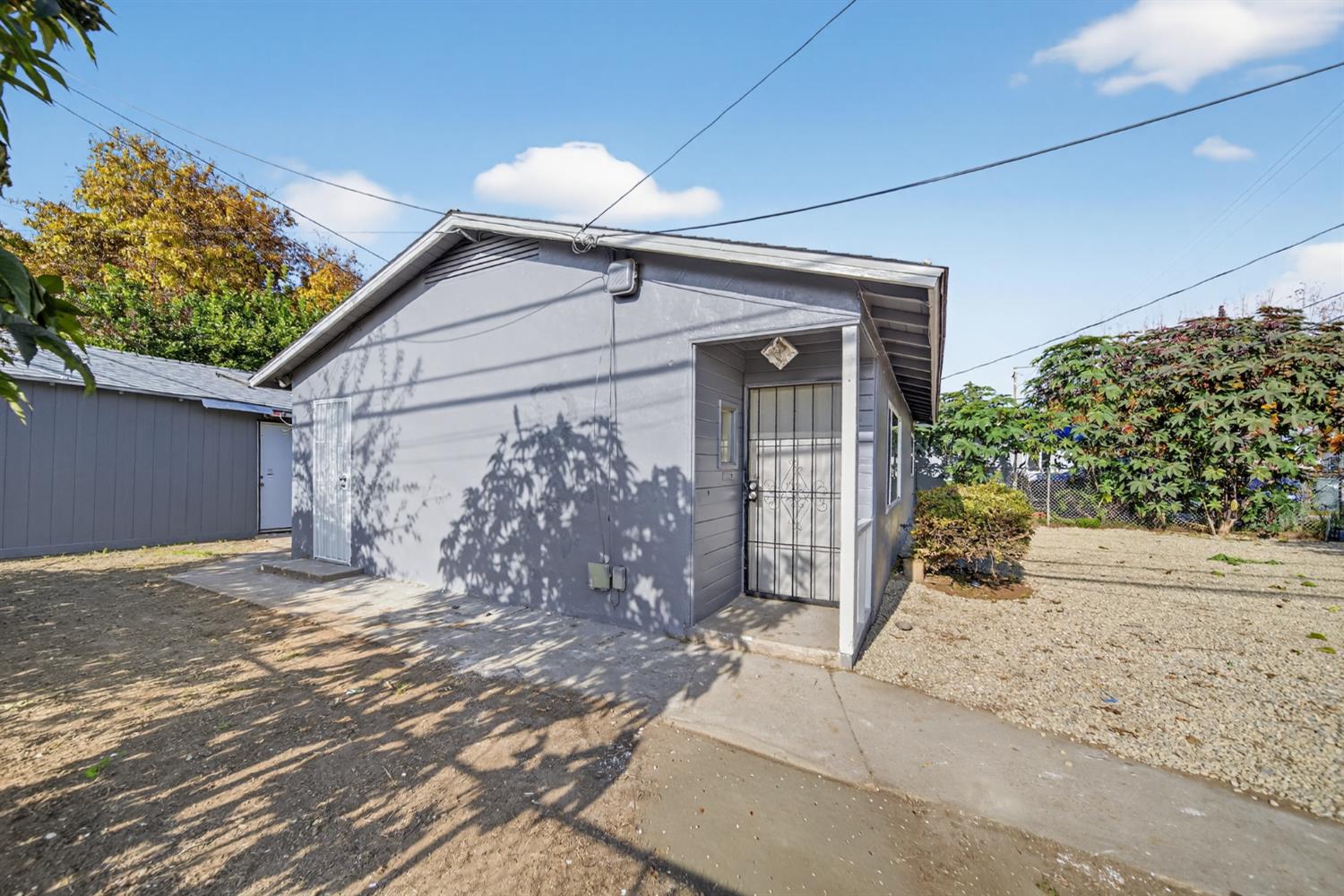 622 S 11Th St, Fresno, CA 93702