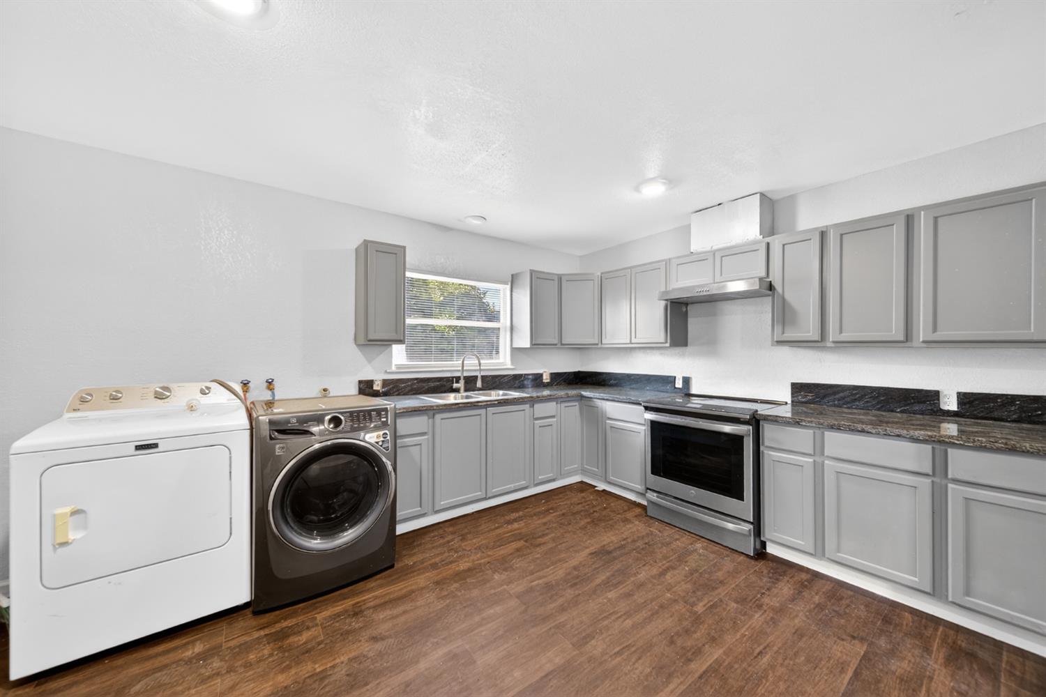 622 S 11Th St, Fresno, CA 93702