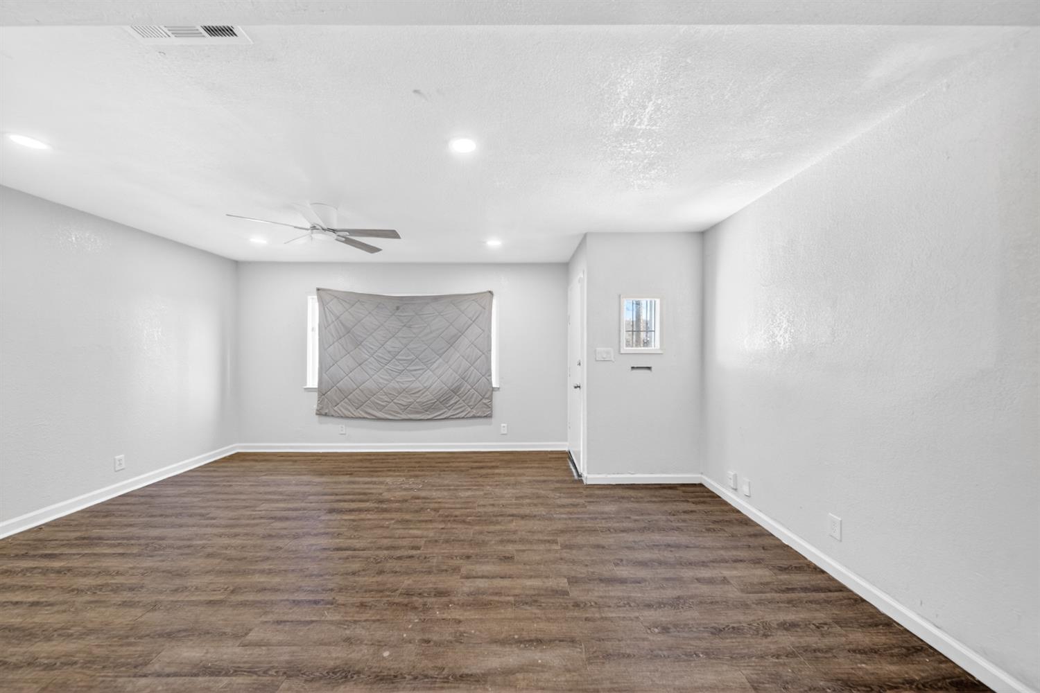 622 S 11Th St, Fresno, CA 93702