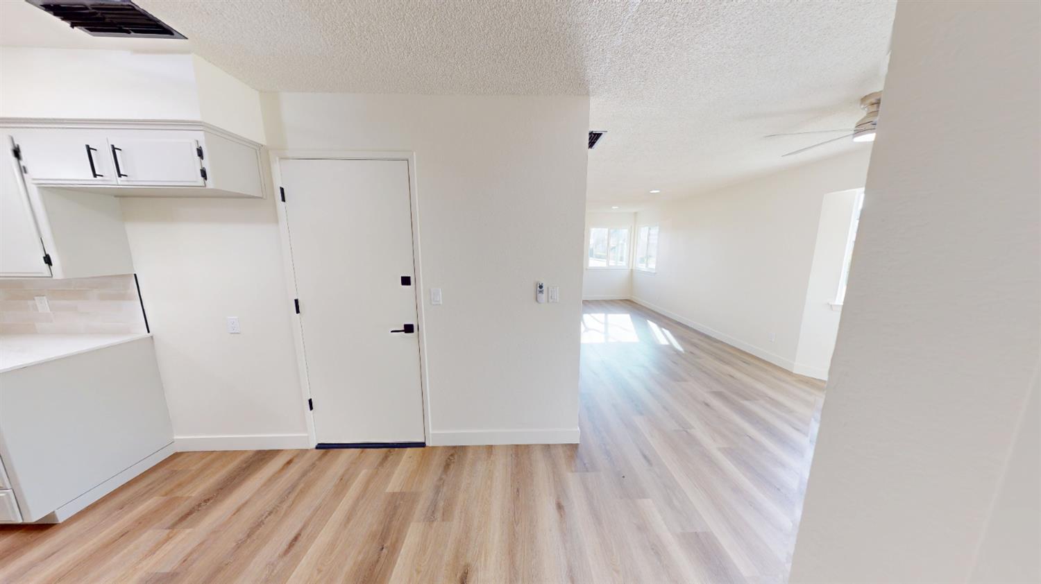 5044 W Willis Ave, Fresno, CA 93722