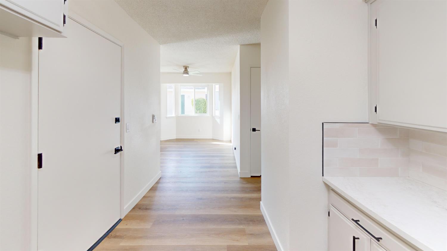 5044 W Willis Ave, Fresno, CA 93722