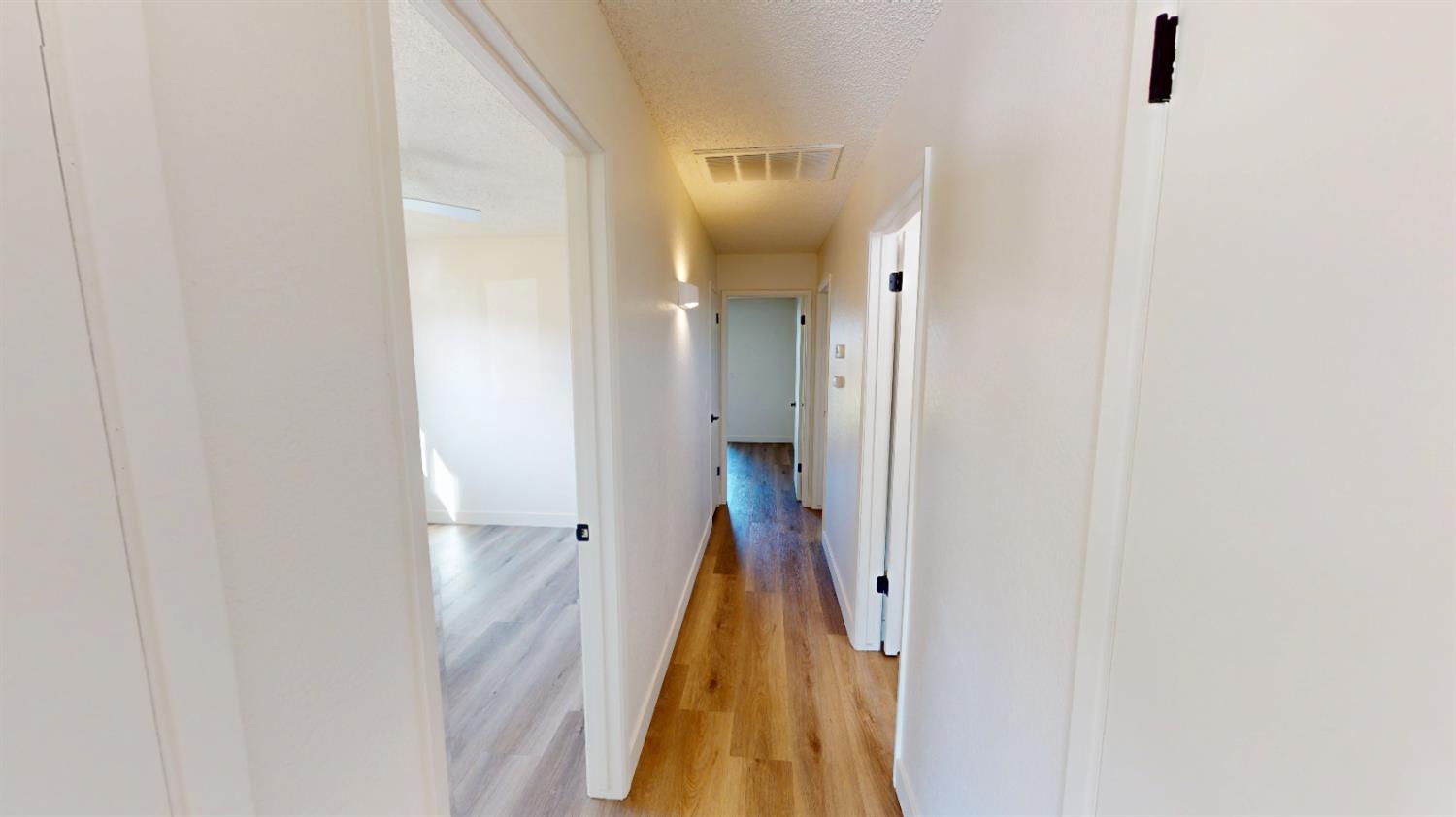 5044 W Willis Ave, Fresno, CA 93722