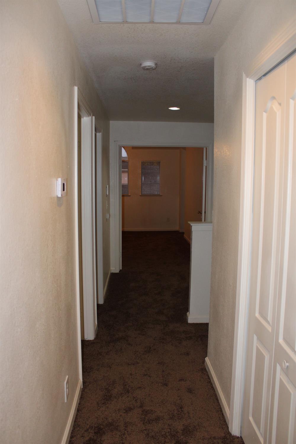 2233 E Christopher Dr, Fresno, CA 93720