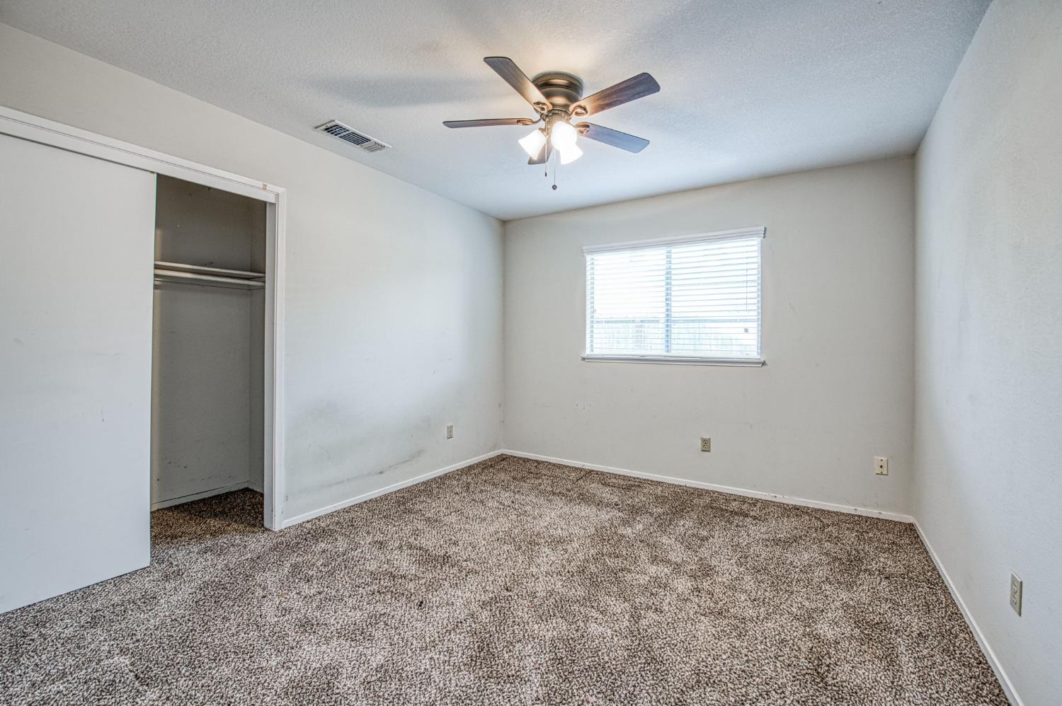 2535 Sierra Ave, Clovis, CA 93611