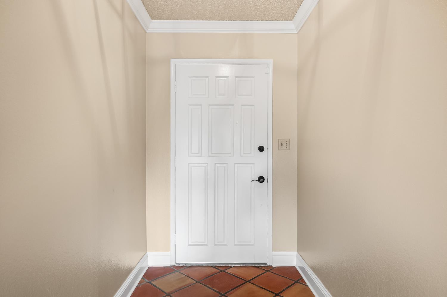 6725 N Baird Ave, Fresno, CA 93710