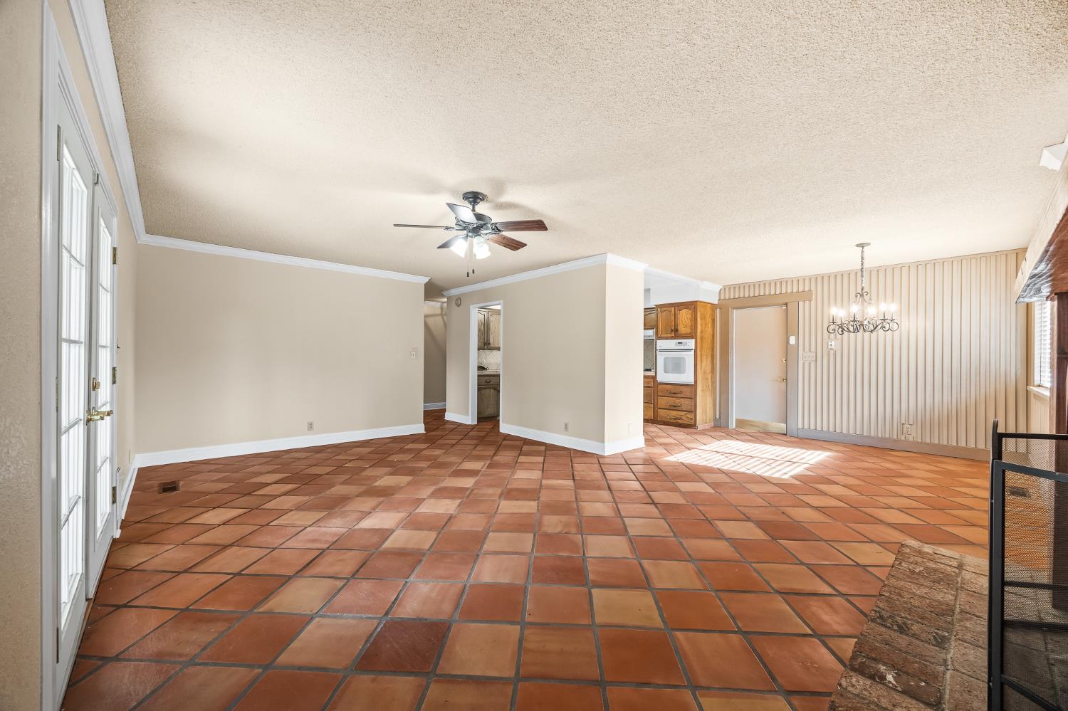 6725 N Baird Ave, Fresno, CA 93710