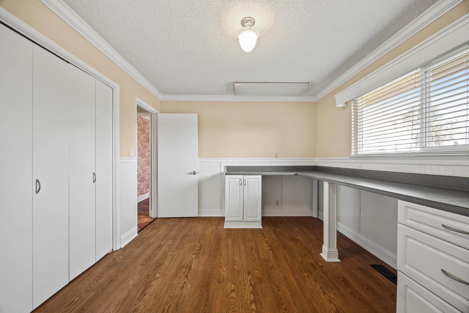 6725 N Baird Ave, Fresno, CA 93710