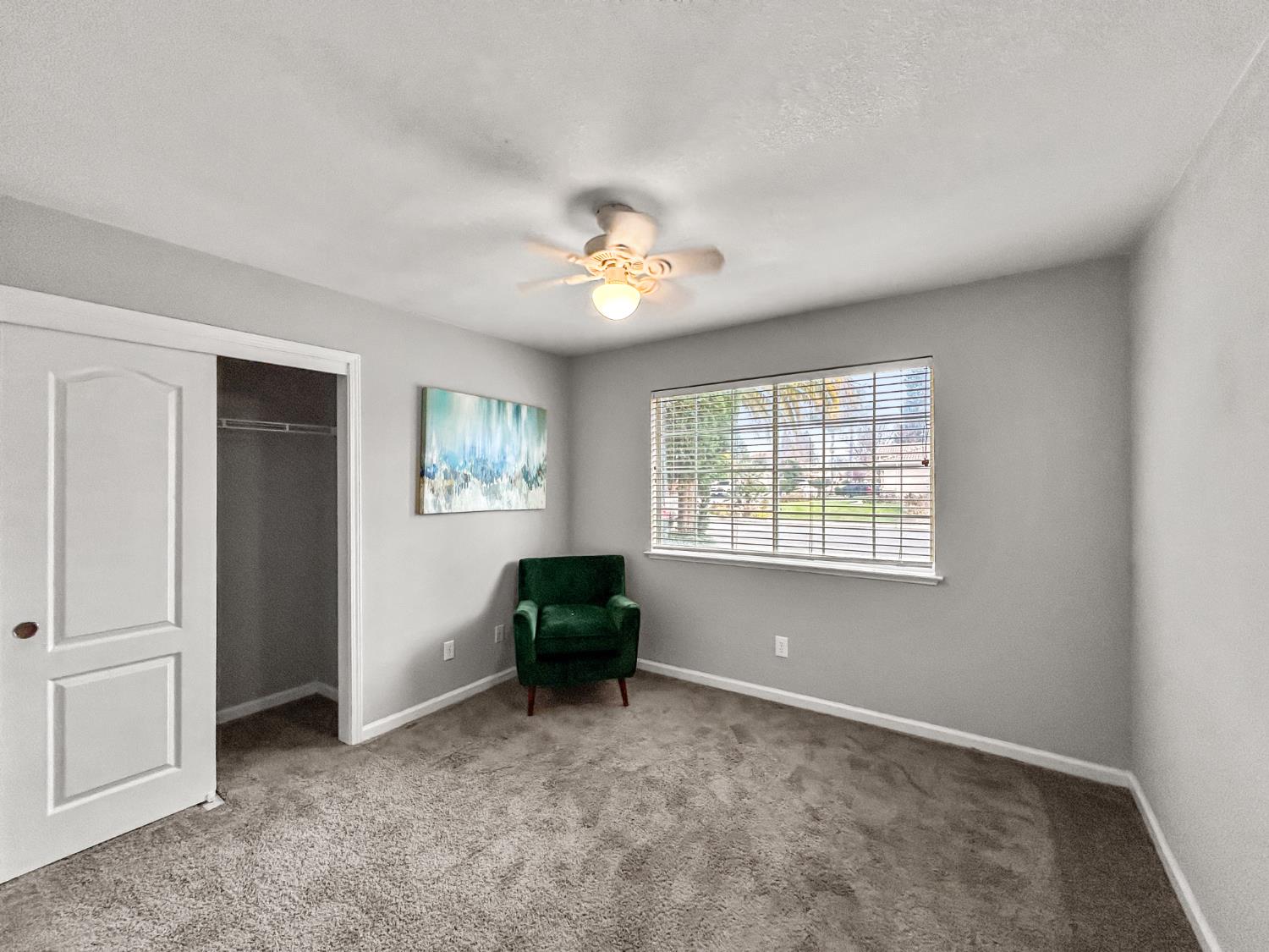 7583 N State St, Fresno, CA 93722