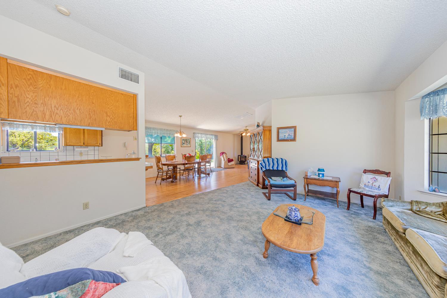 47457 Road 620, Oakhurst, CA 93644