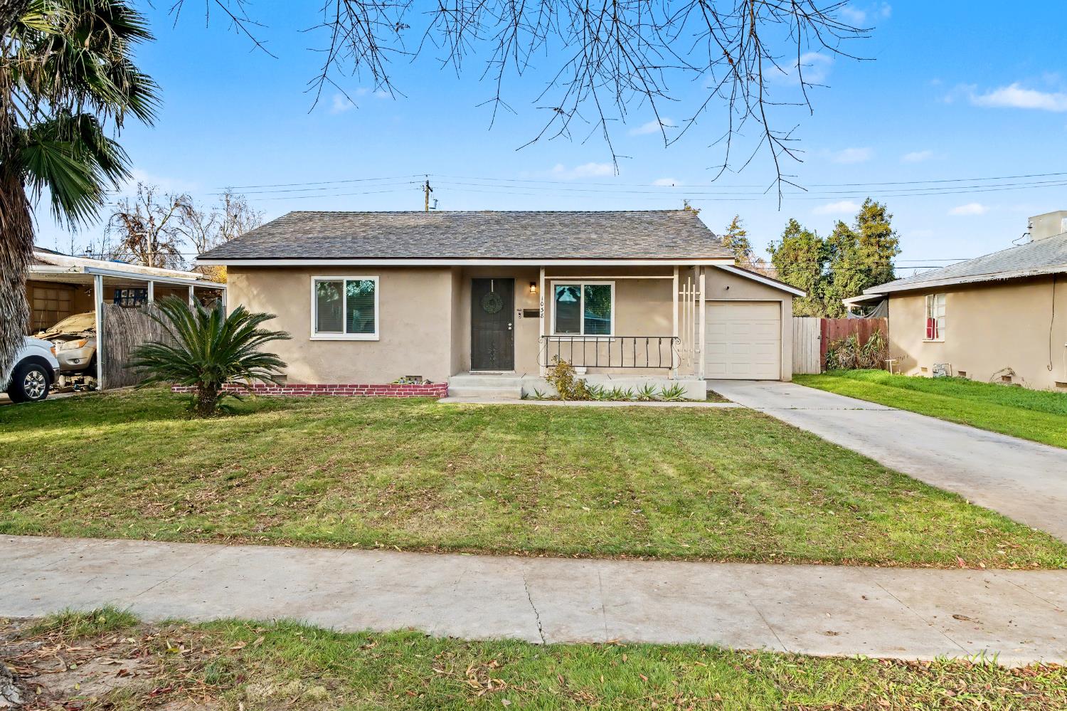 1038 W Cortland Ave, Fresno, CA 93705