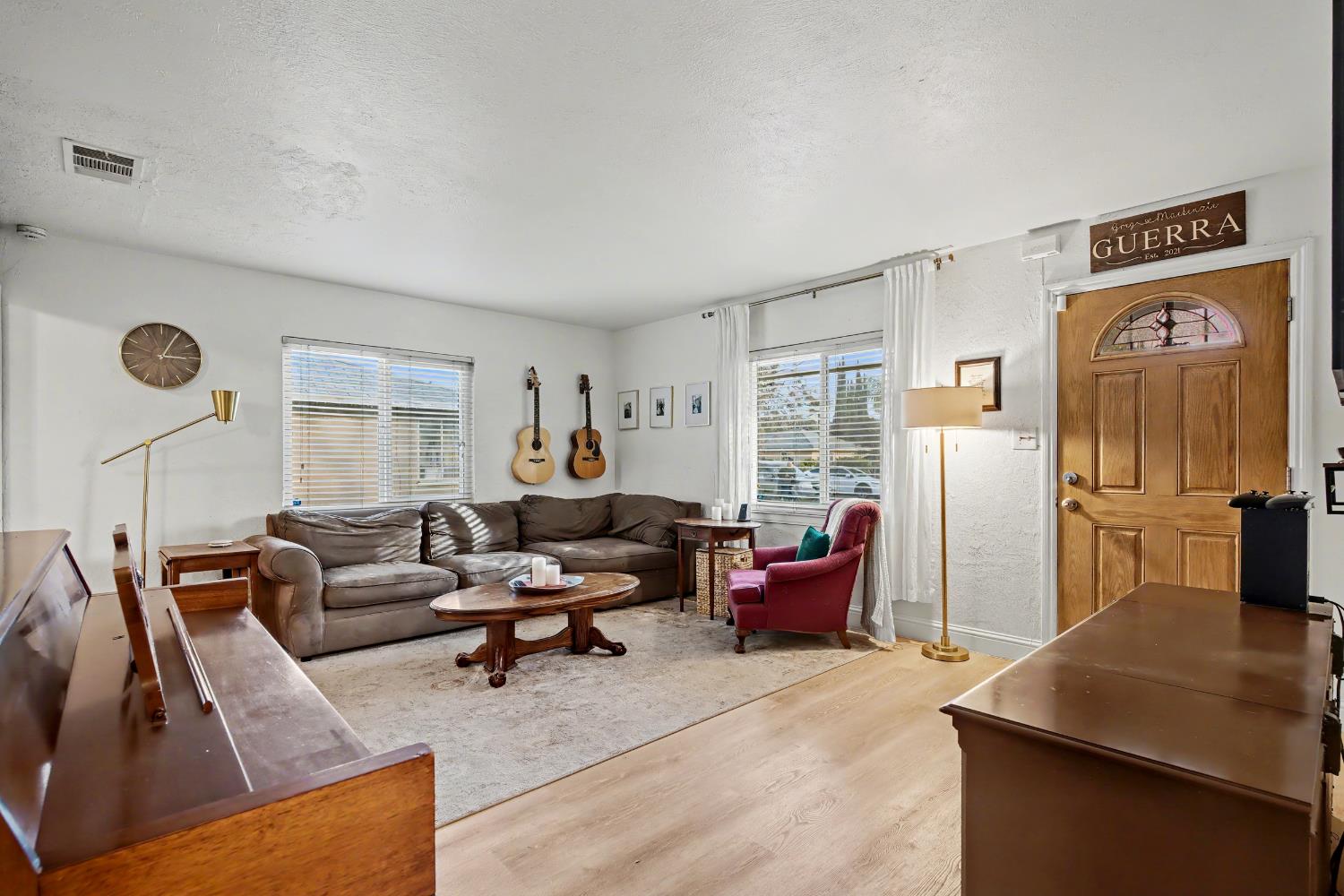 1038 W Cortland Ave, Fresno, CA 93705