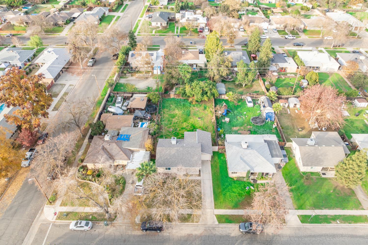 1038 W Cortland Ave, Fresno, CA 93705