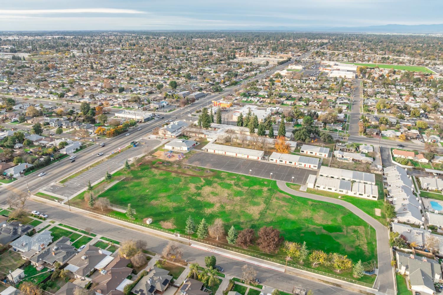 1038 W Cortland Ave, Fresno, CA 93705