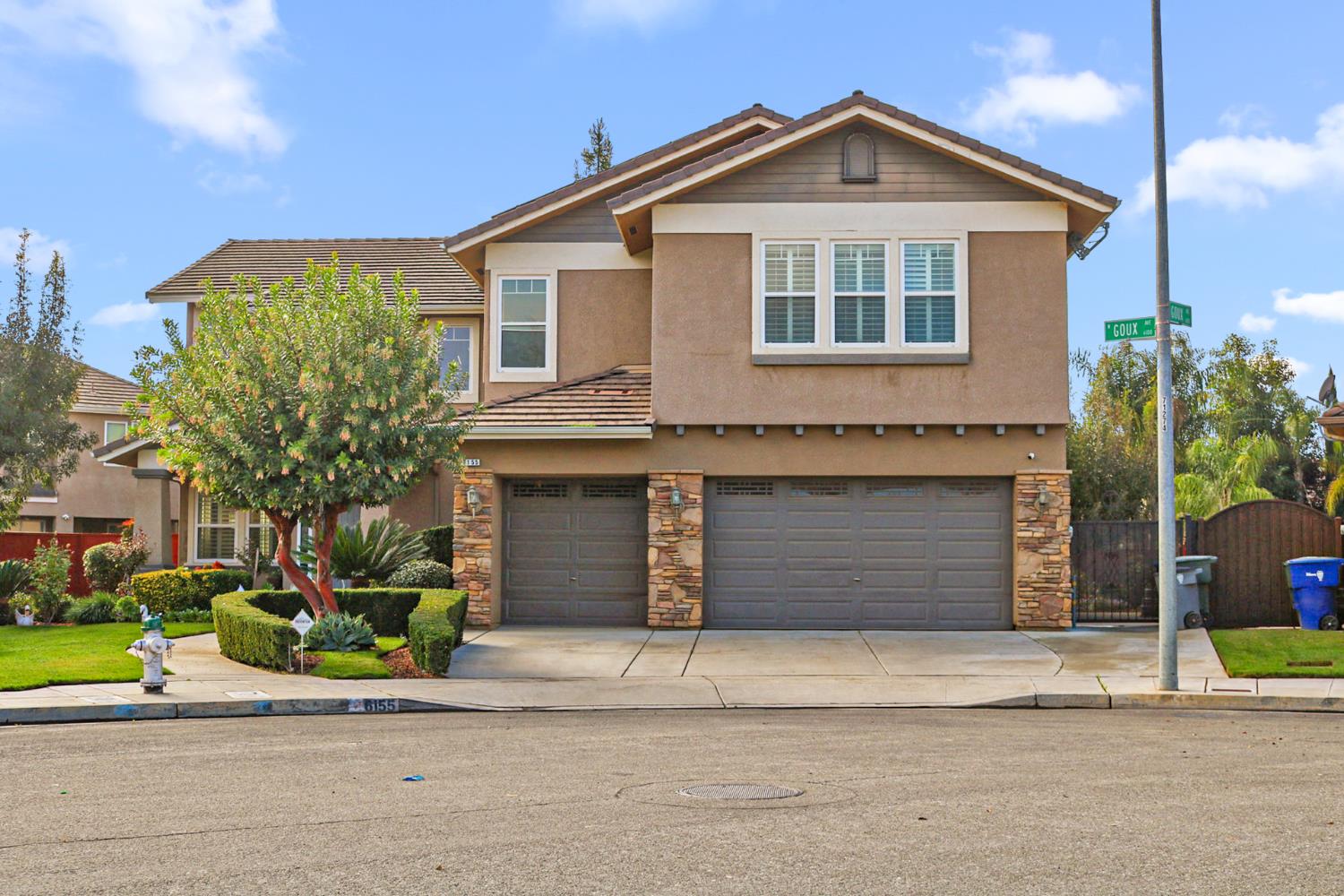 6155 W Goux Ave, Fresno, CA 93722