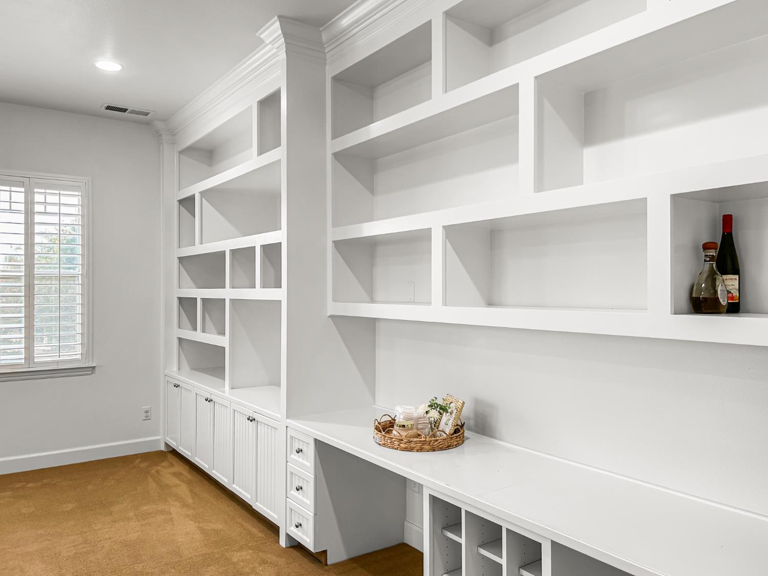 6155 W Goux Ave, Fresno, CA 93722