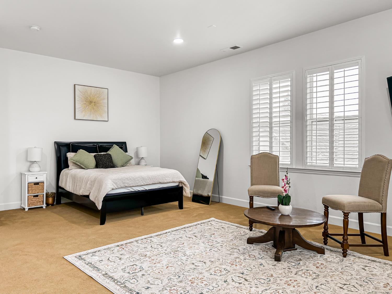 6155 W Goux Ave, Fresno, CA 93722