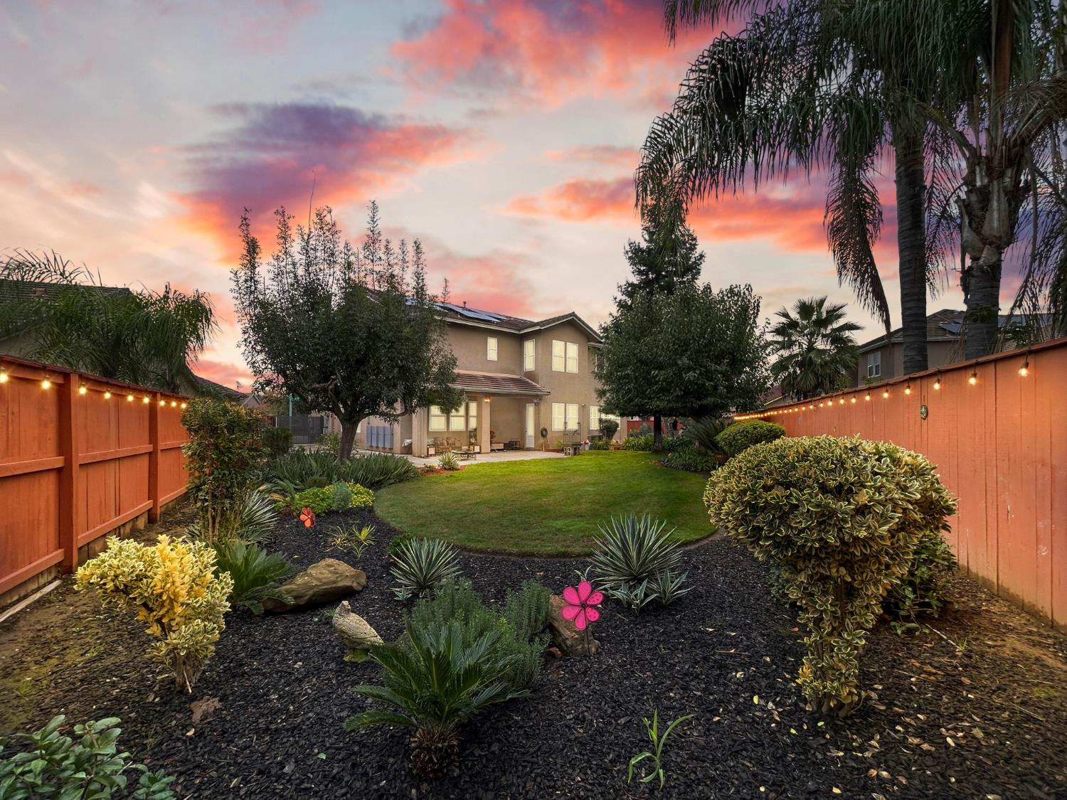 6155 W Goux Ave, Fresno, CA 93722