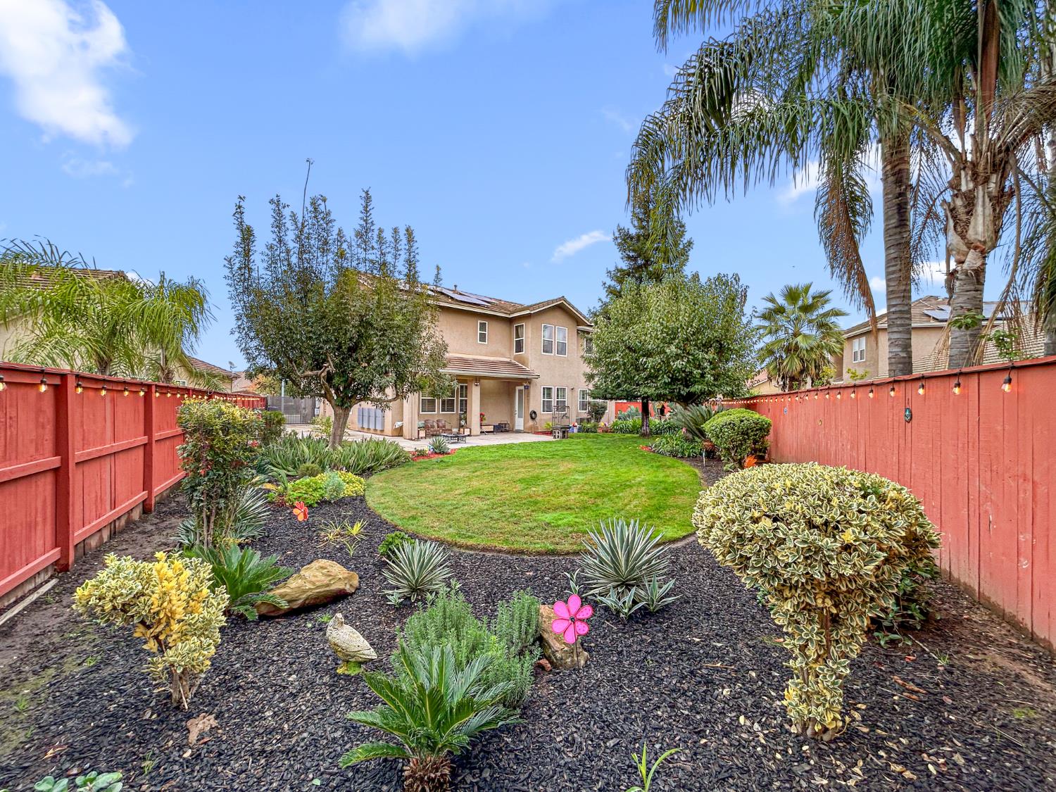 6155 W Goux Ave, Fresno, CA 93722