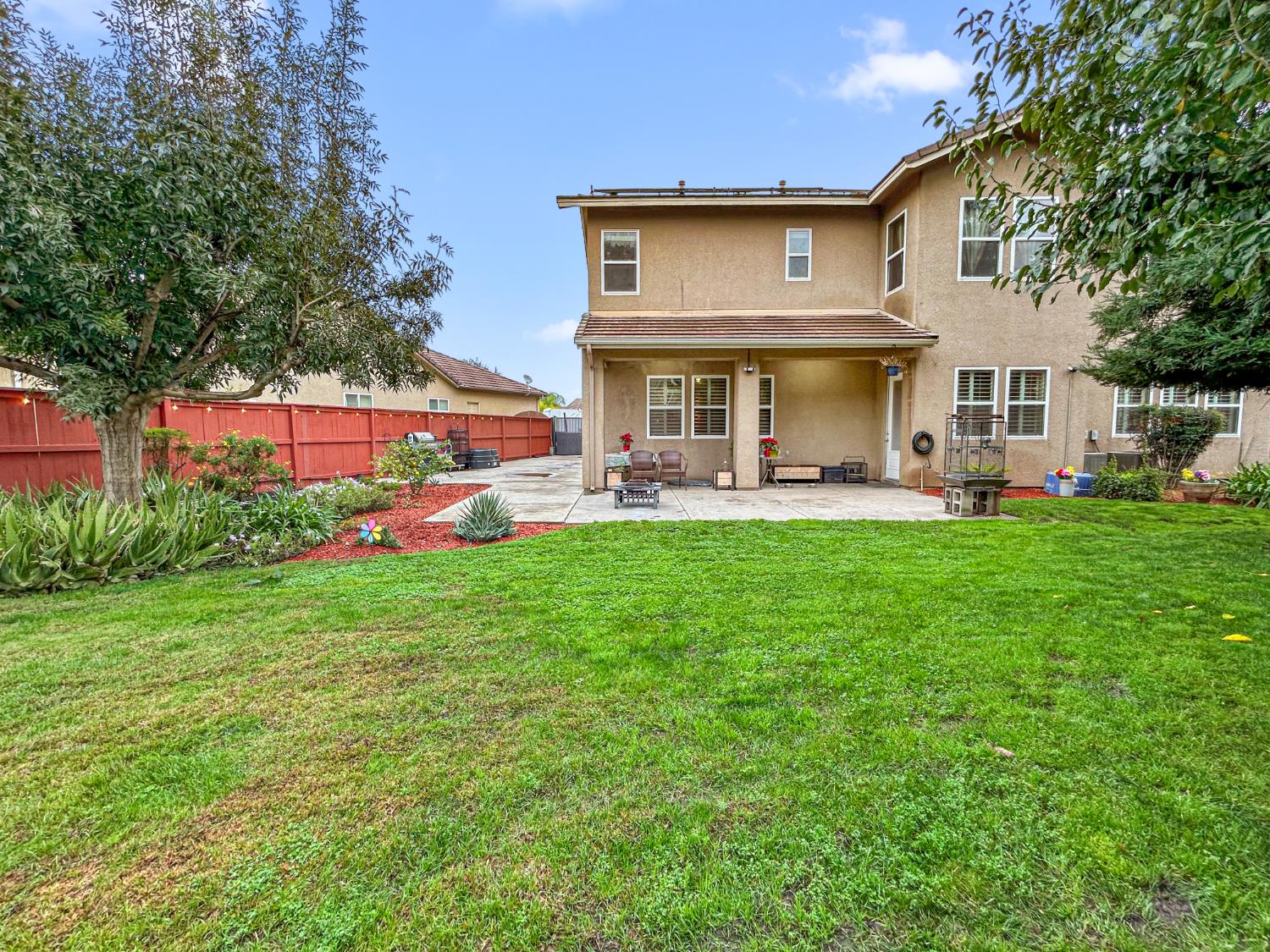 6155 W Goux Ave, Fresno, CA 93722