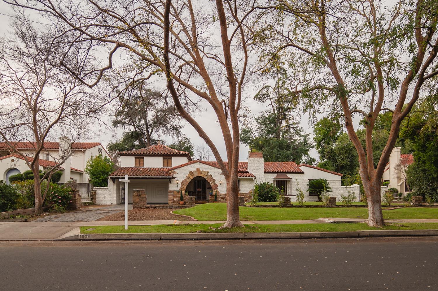 1525 N Echo Ave, Fresno, CA 93728