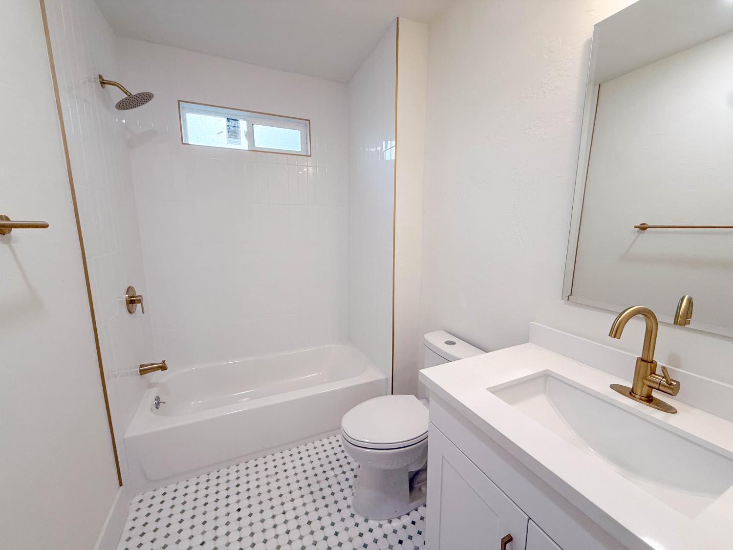 900 Trinity Ave, Chowchilla, CA 93610