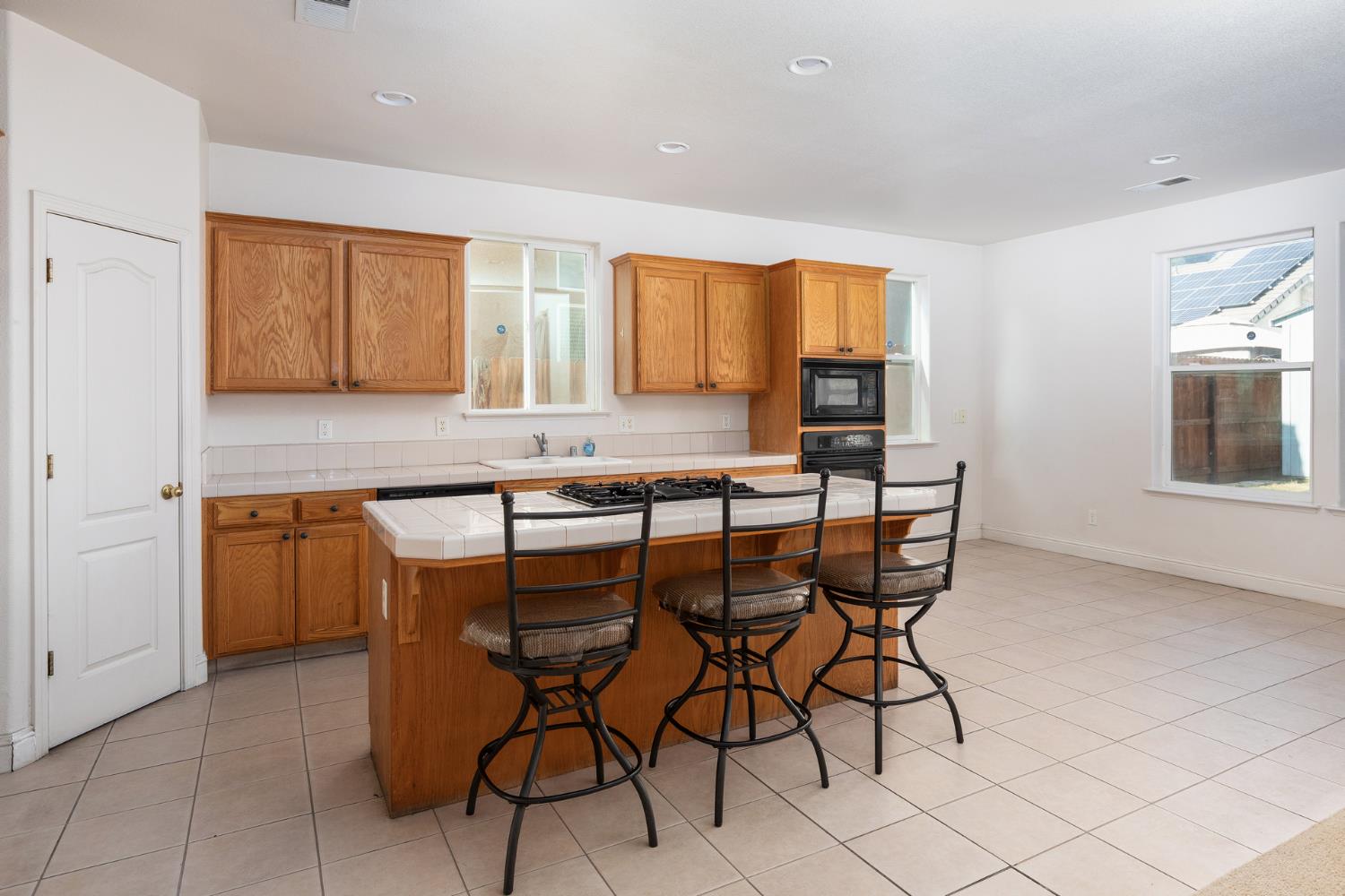 2681 Wrenwood Ave, Clovis, CA 93611