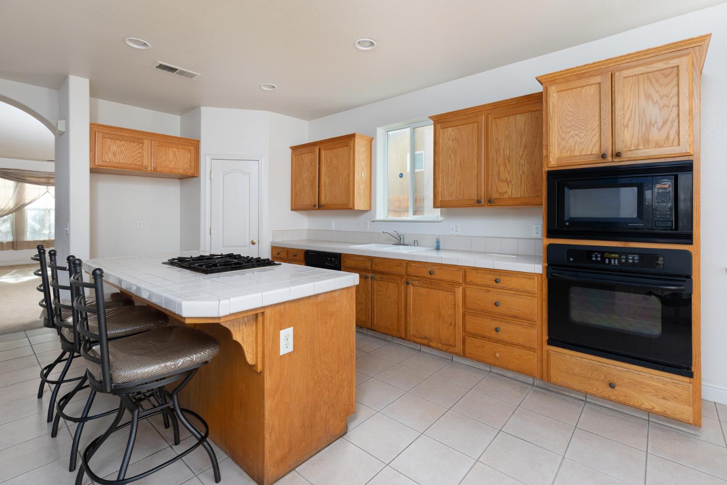 2681 Wrenwood Ave, Clovis, CA 93611