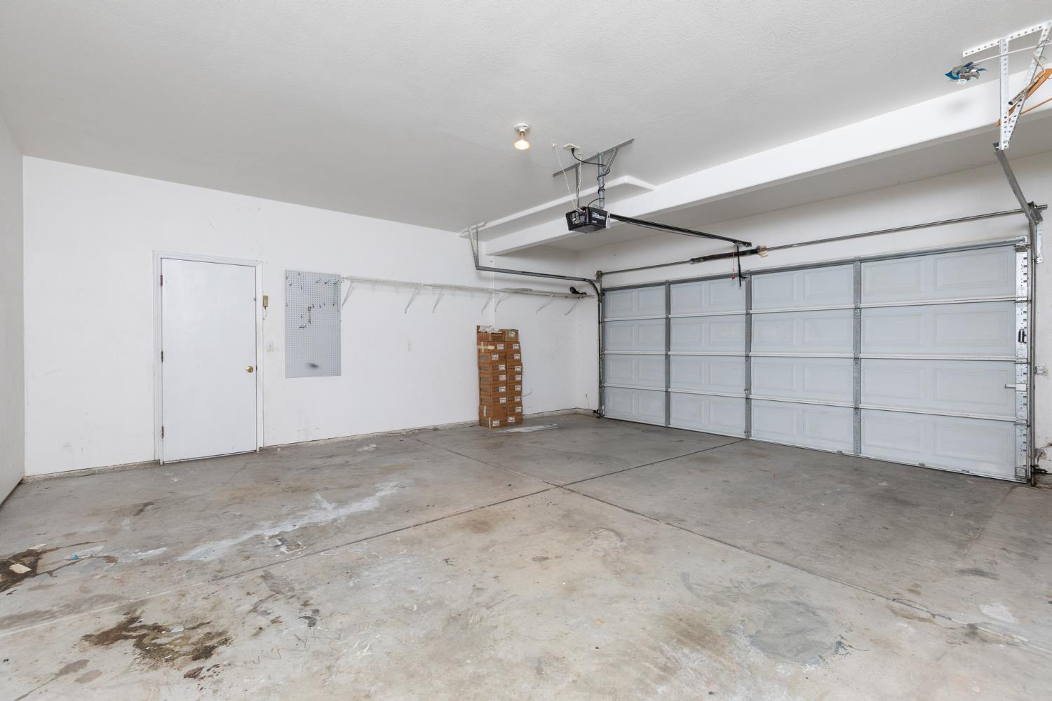 2681 Wrenwood Ave, Clovis, CA 93611