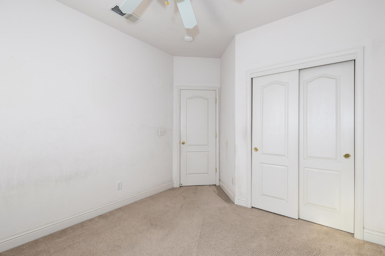 2681 Wrenwood Ave, Clovis, CA 93611