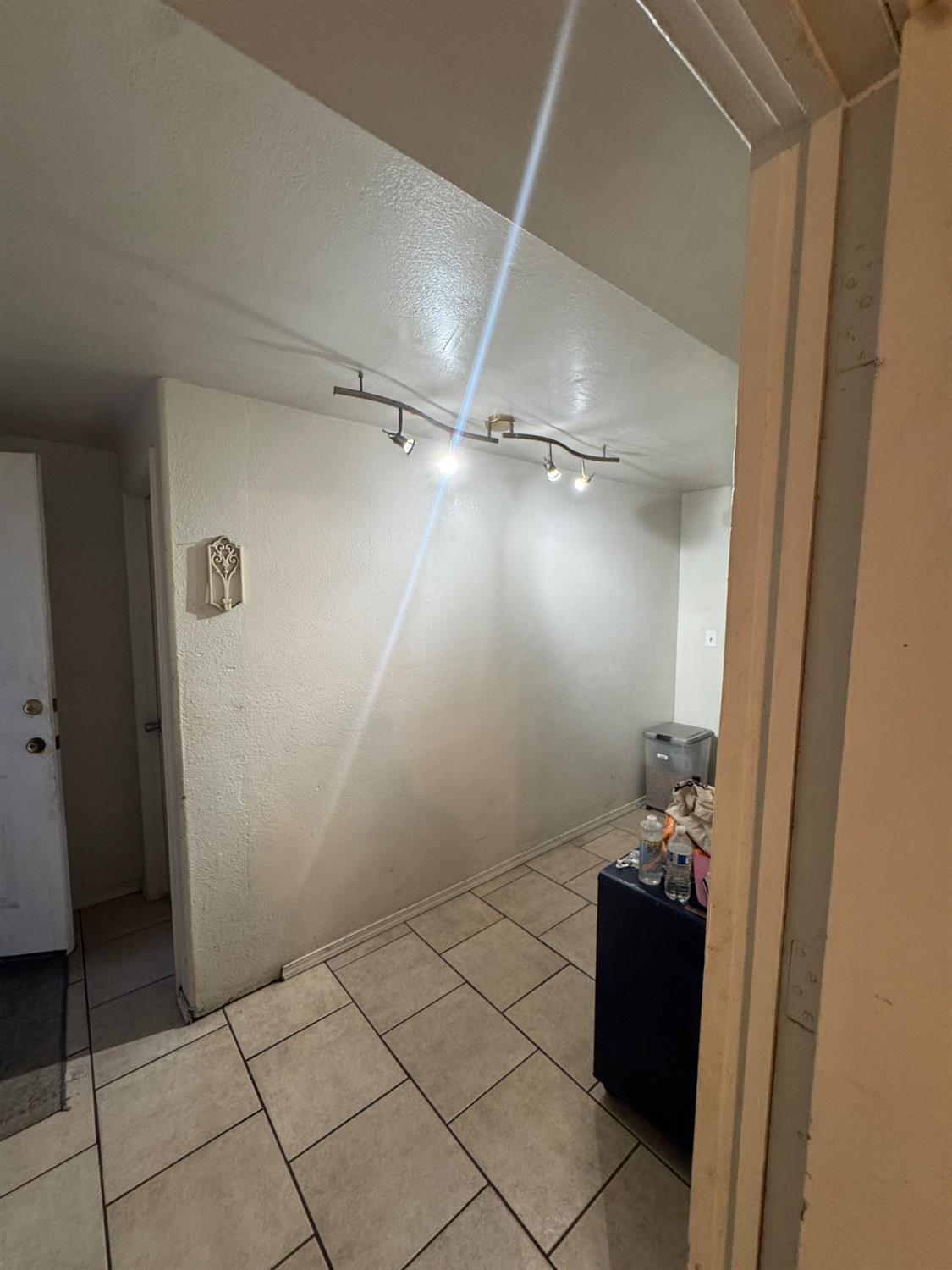 1123 E Garrett Ave, Fresno, CA 93706