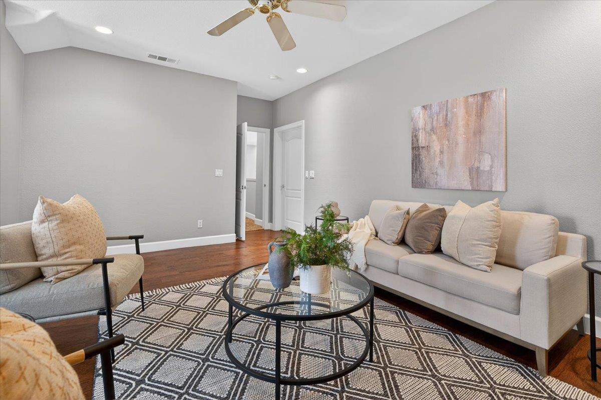 2205 W Fir Ave, Fresno, CA 93711