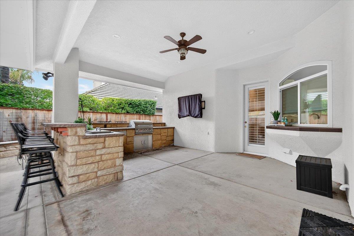 2205 W Fir Ave, Fresno, CA 93711