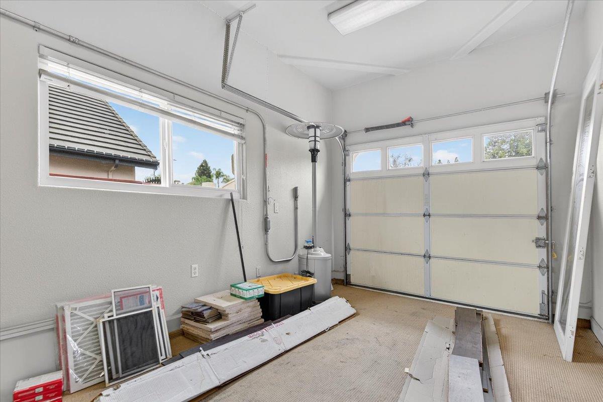 2205 W Fir Ave, Fresno, CA 93711