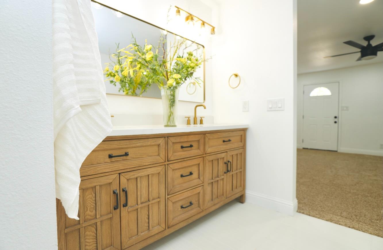 5120 E Church, Fresno, CA 93725