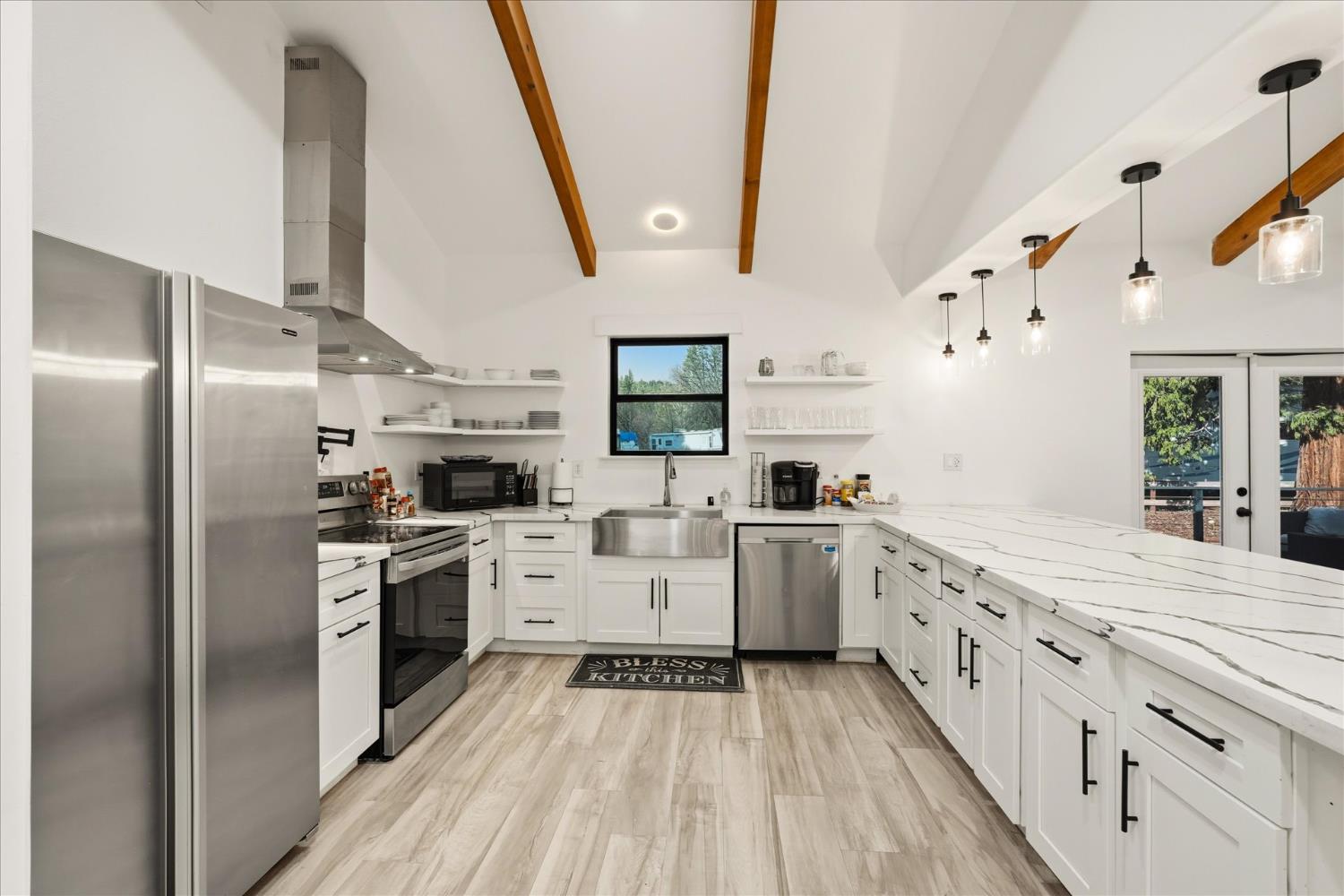 39490 Crane Valley Ct, Bass Lake, CA 93604