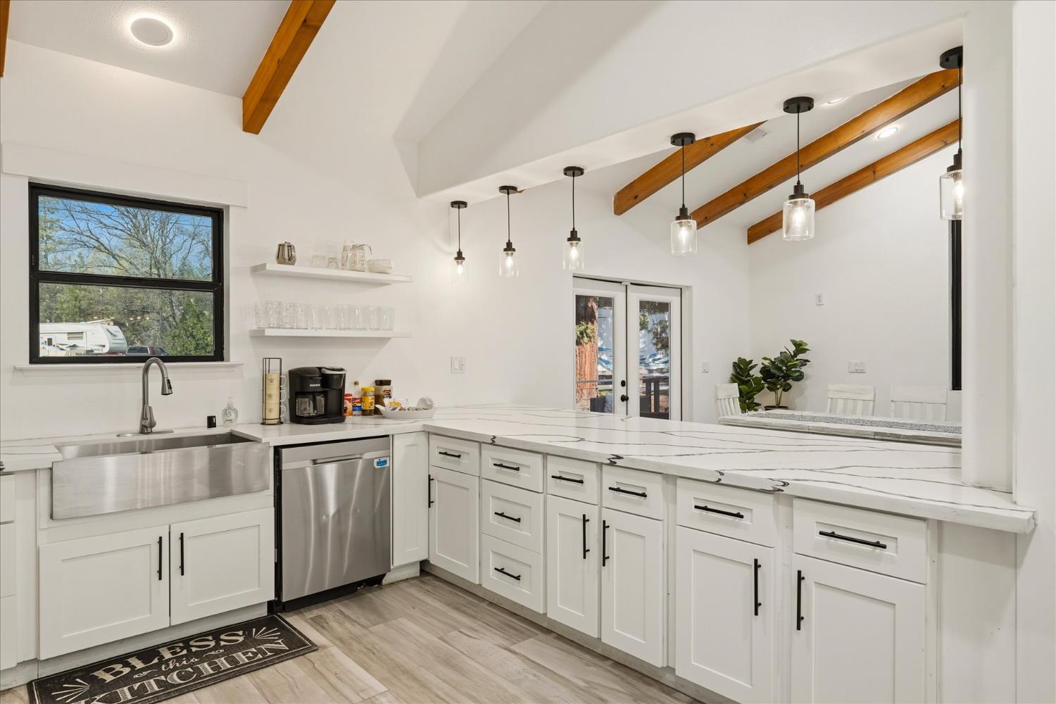 39490 Crane Valley Ct, Bass Lake, CA 93604