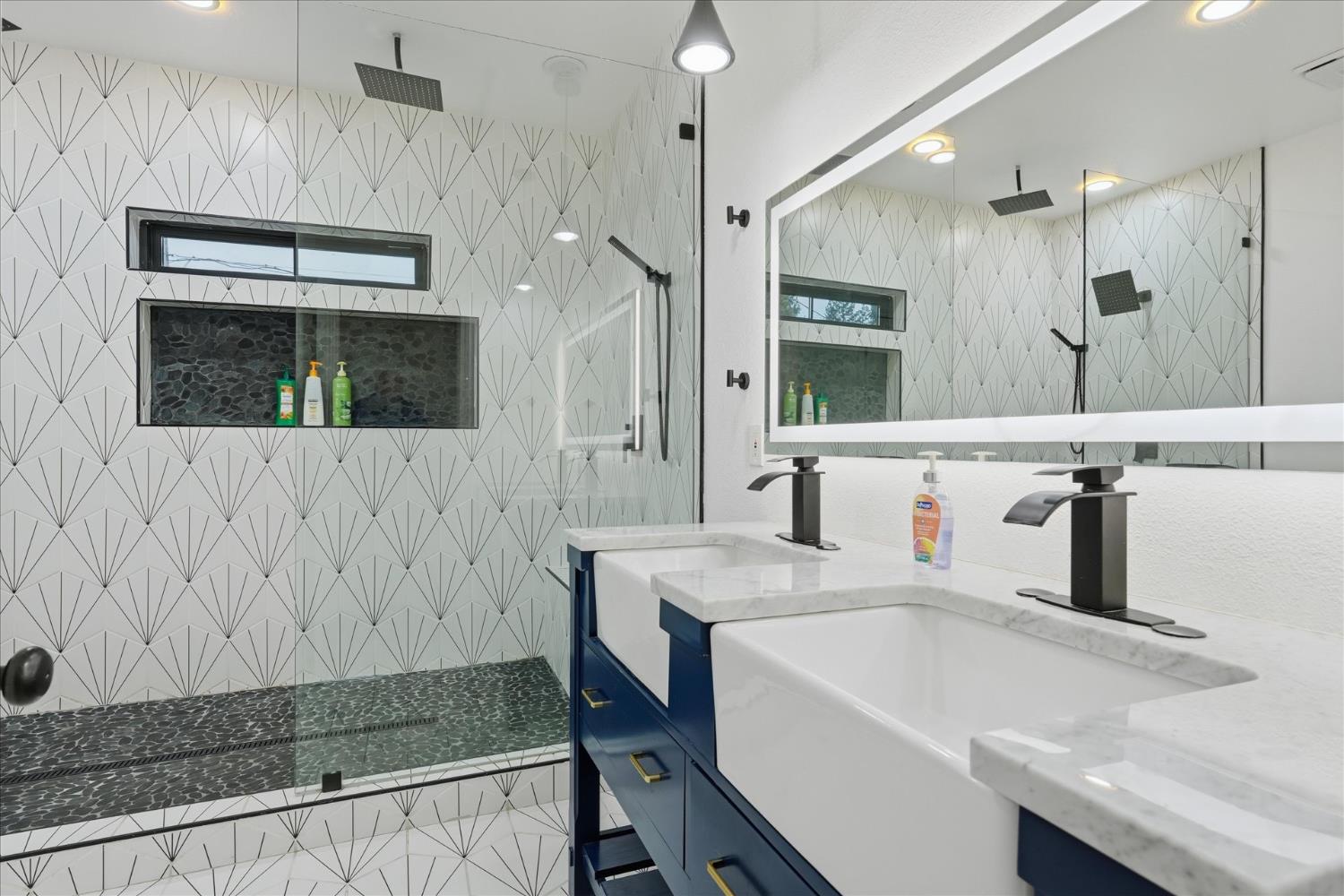 39490 Crane Valley Ct, Bass Lake, CA 93604