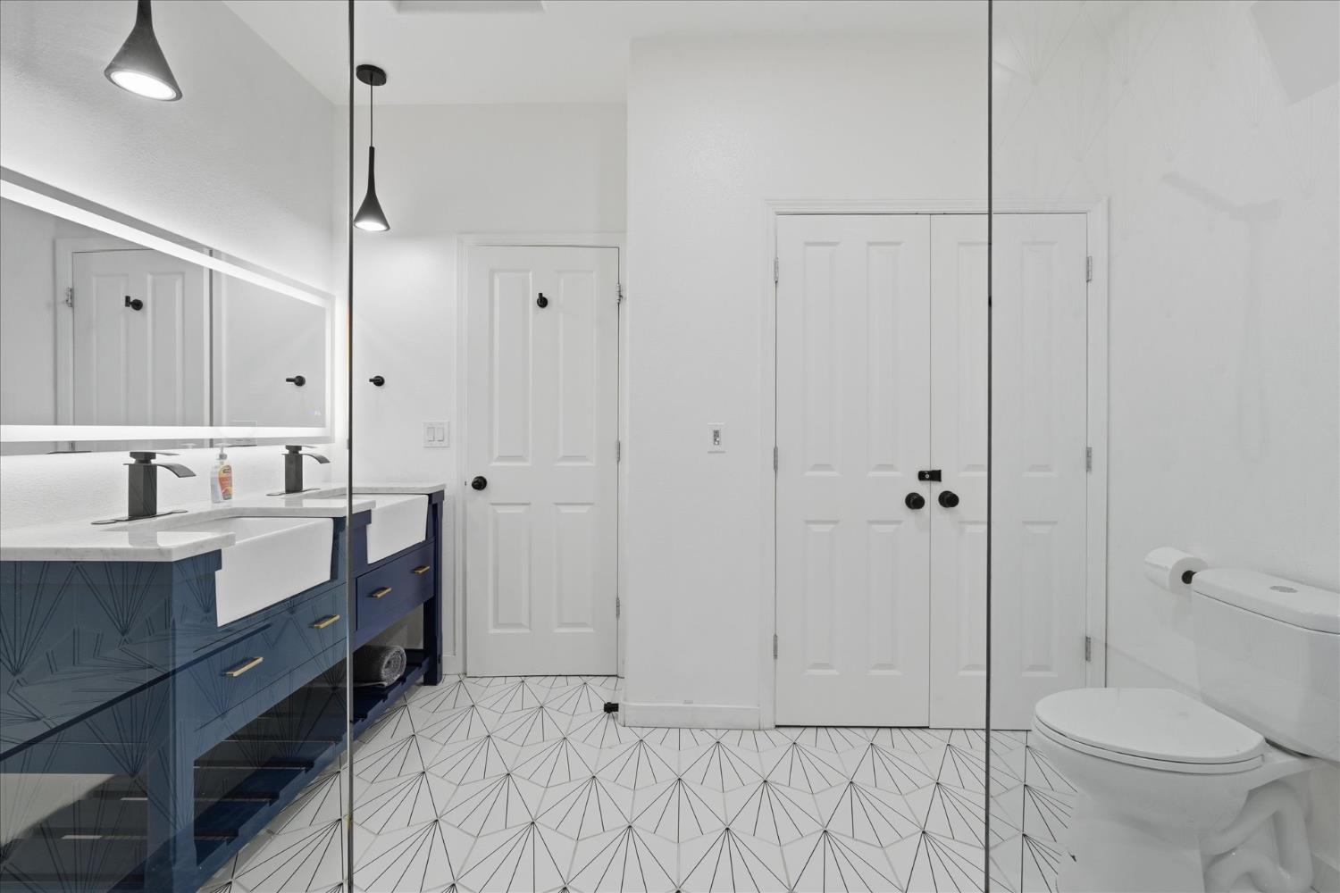 39490 Crane Valley Ct, Bass Lake, CA 93604