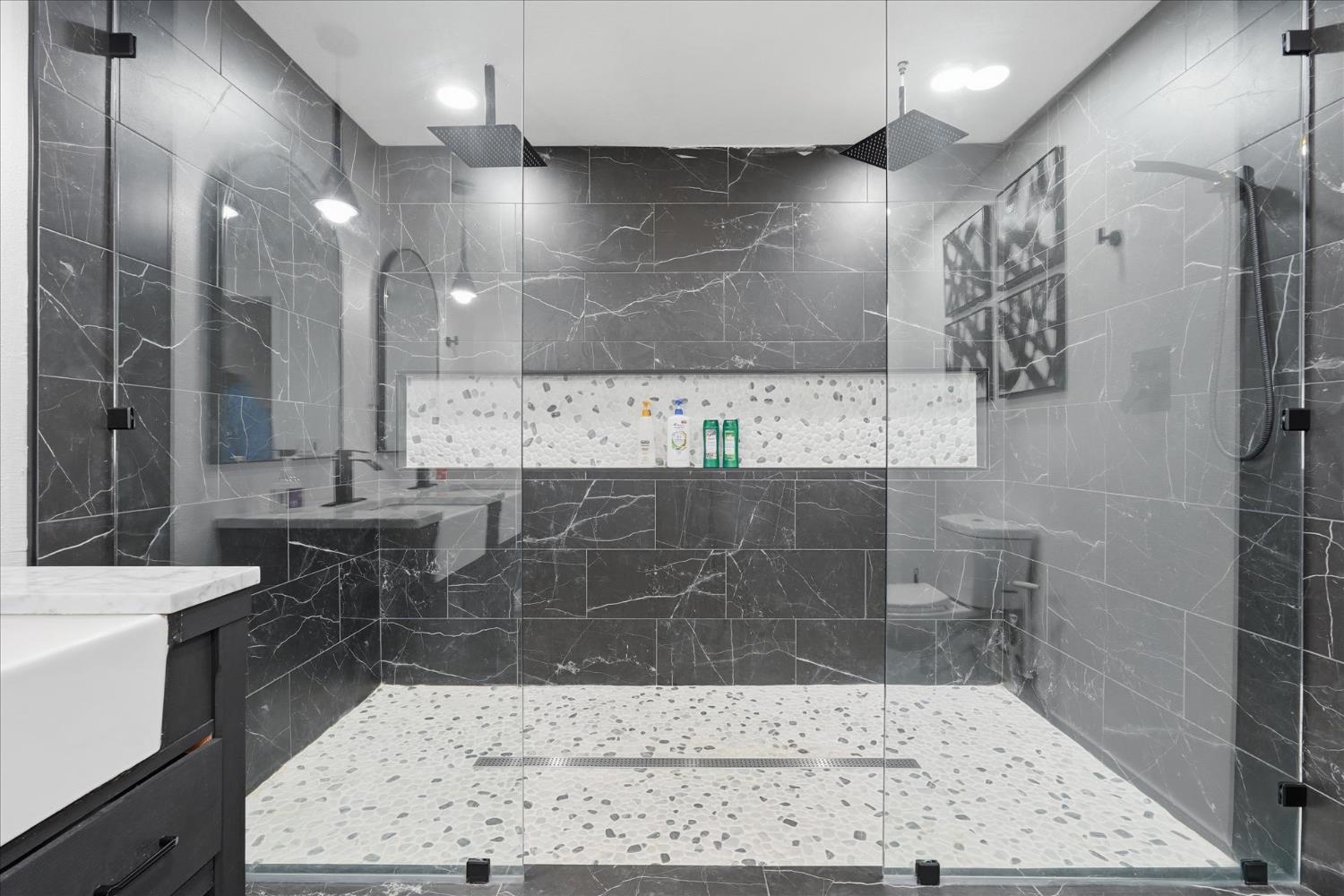 39490 Crane Valley Ct, Bass Lake, CA 93604