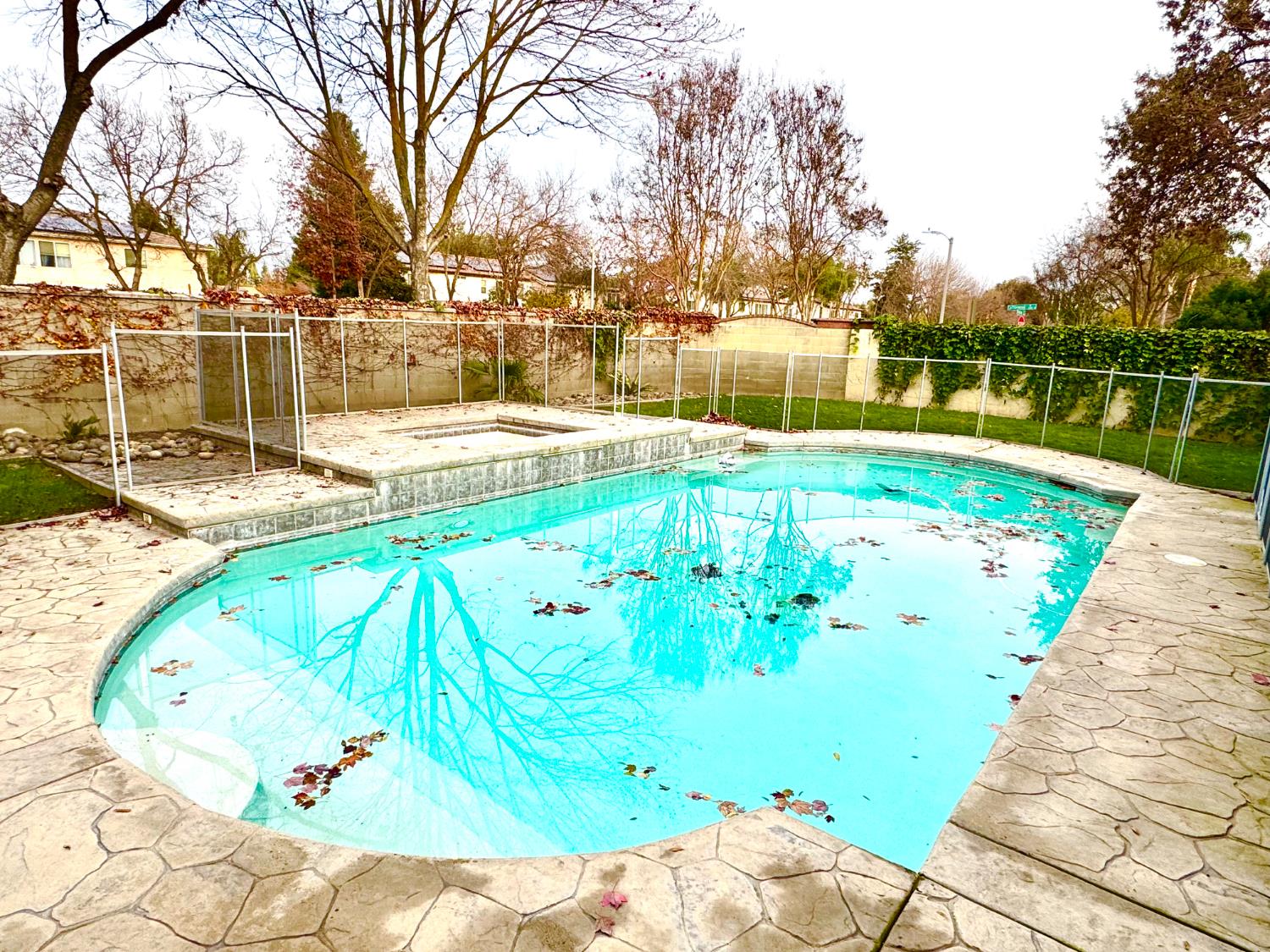 5812 W Ceres Ave, Visalia, CA 93291