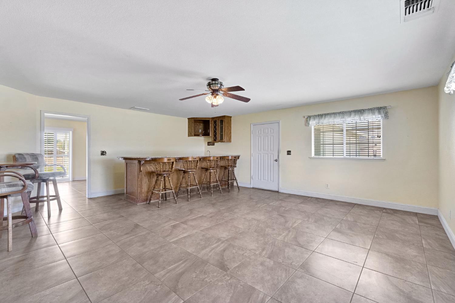 14183 Road 24, Madera, CA 93637