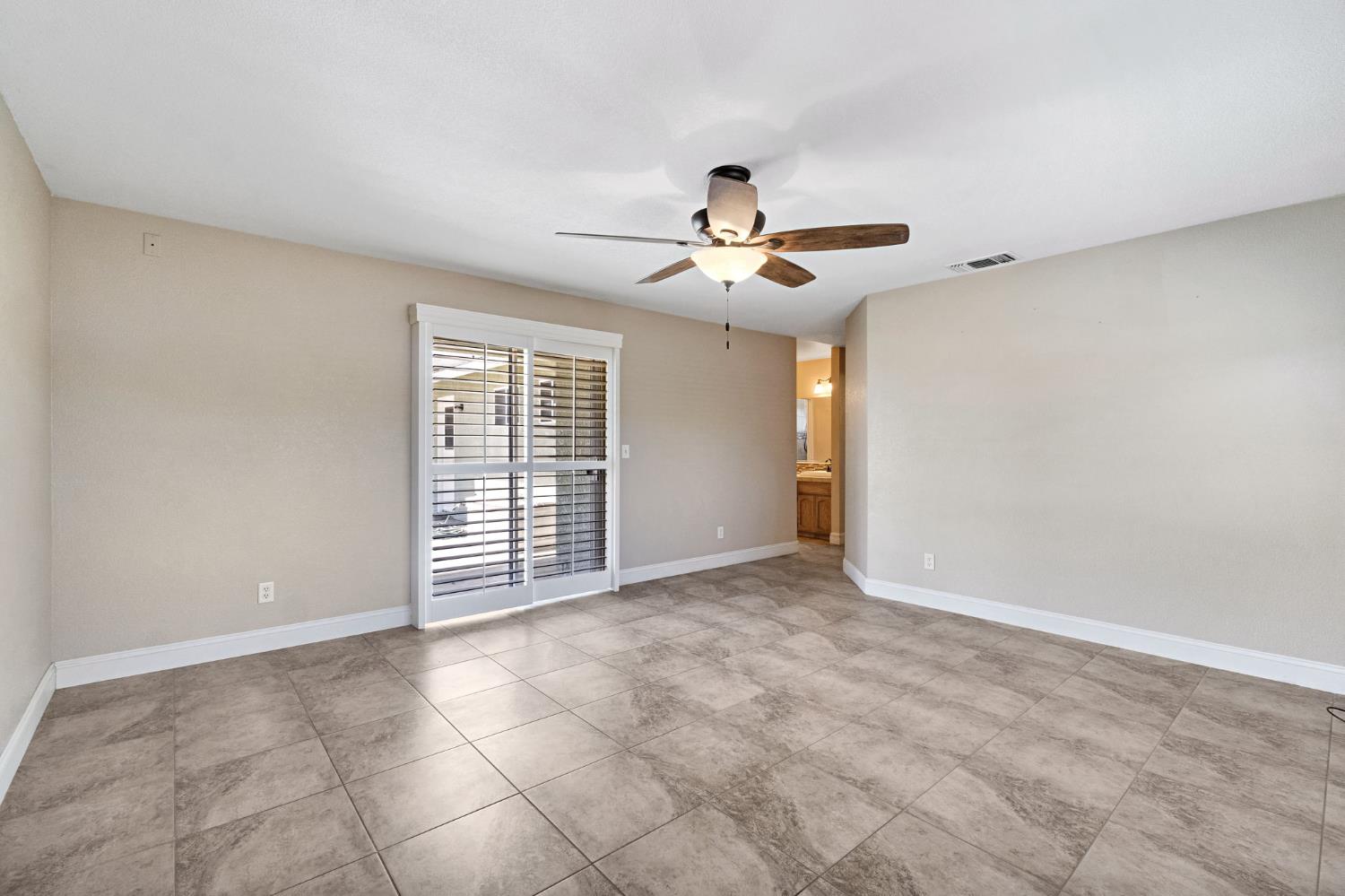 14183 Road 24, Madera, CA 93637