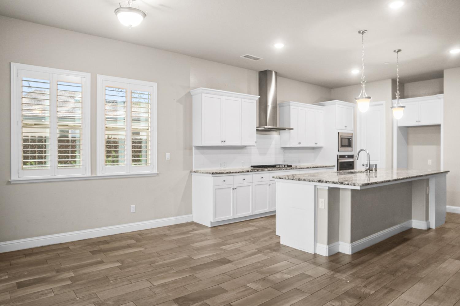 2941 Loyola Ave, Clovis, CA 93619