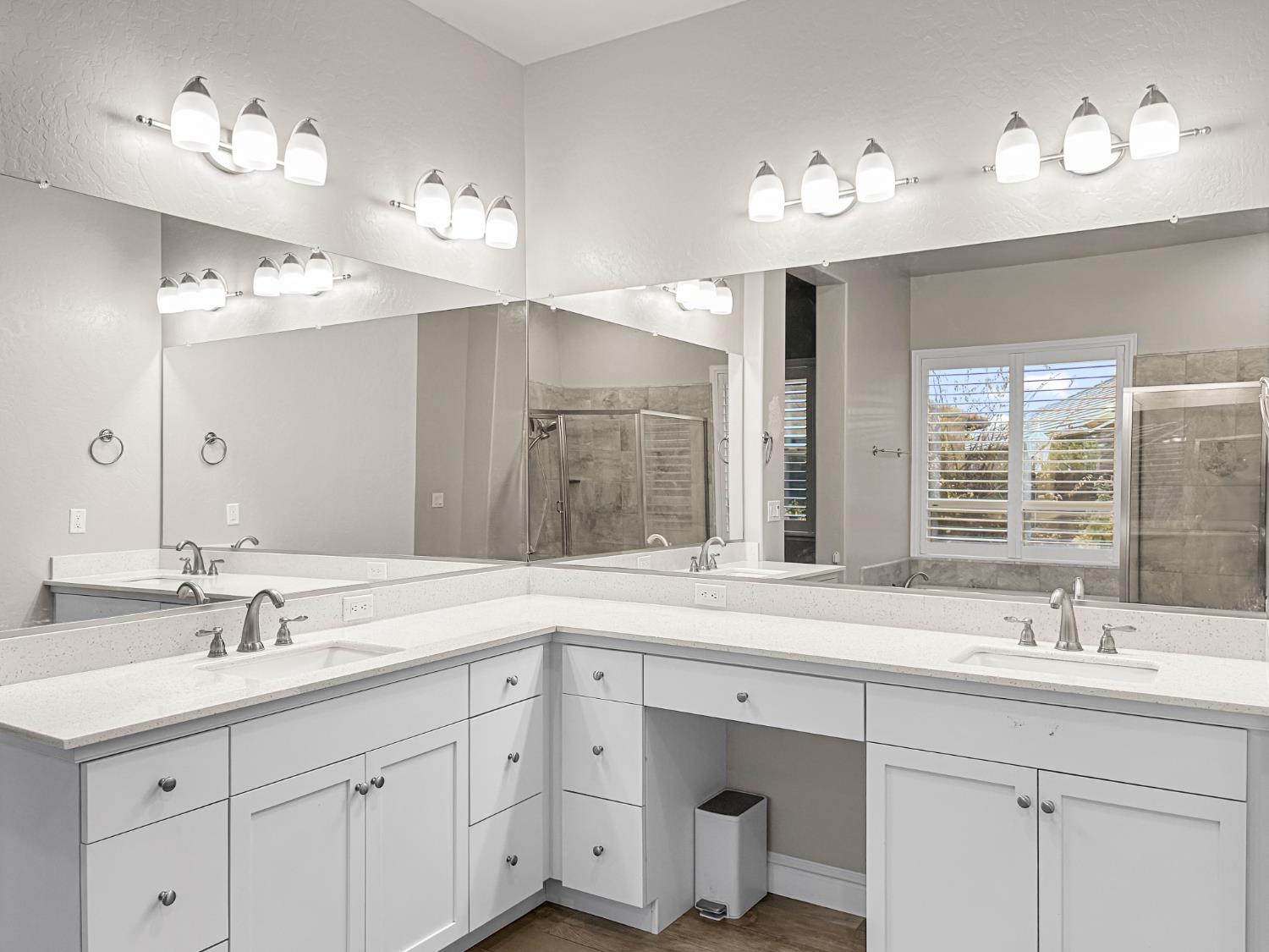 2941 Loyola Ave, Clovis, CA 93619