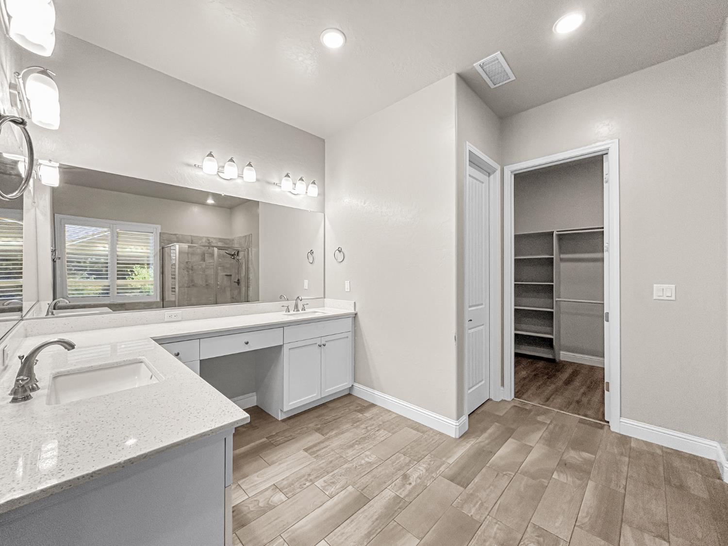 2941 Loyola Ave, Clovis, CA 93619