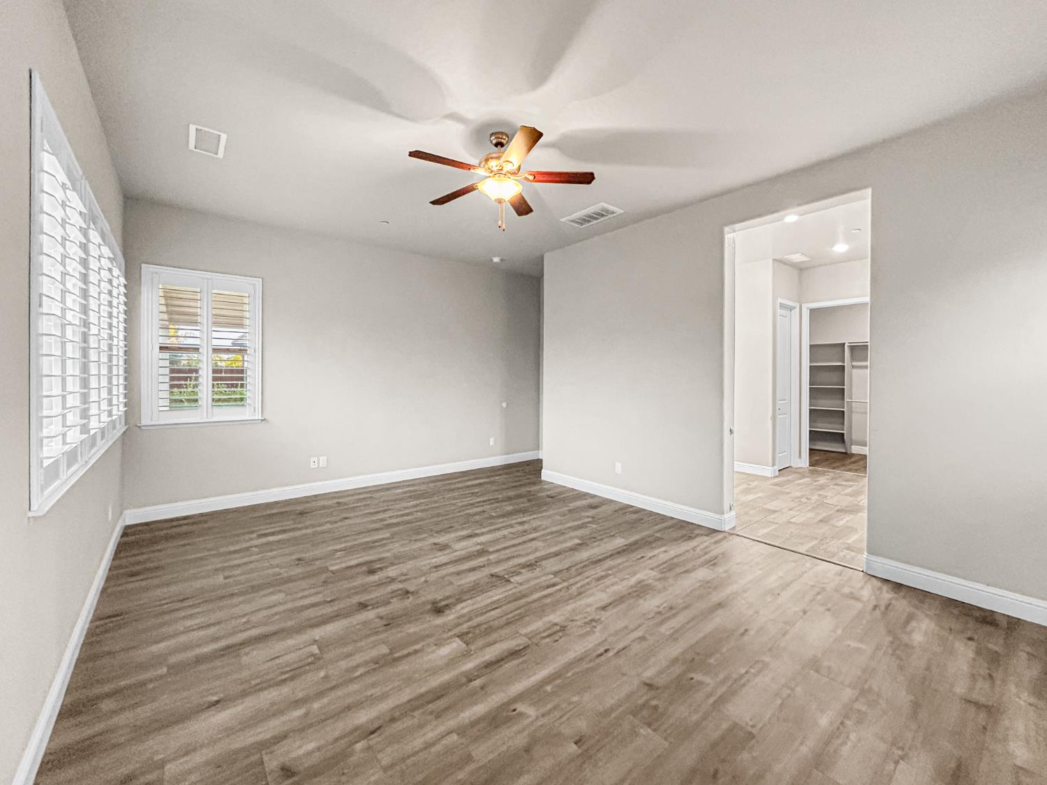 2941 Loyola Ave, Clovis, CA 93619