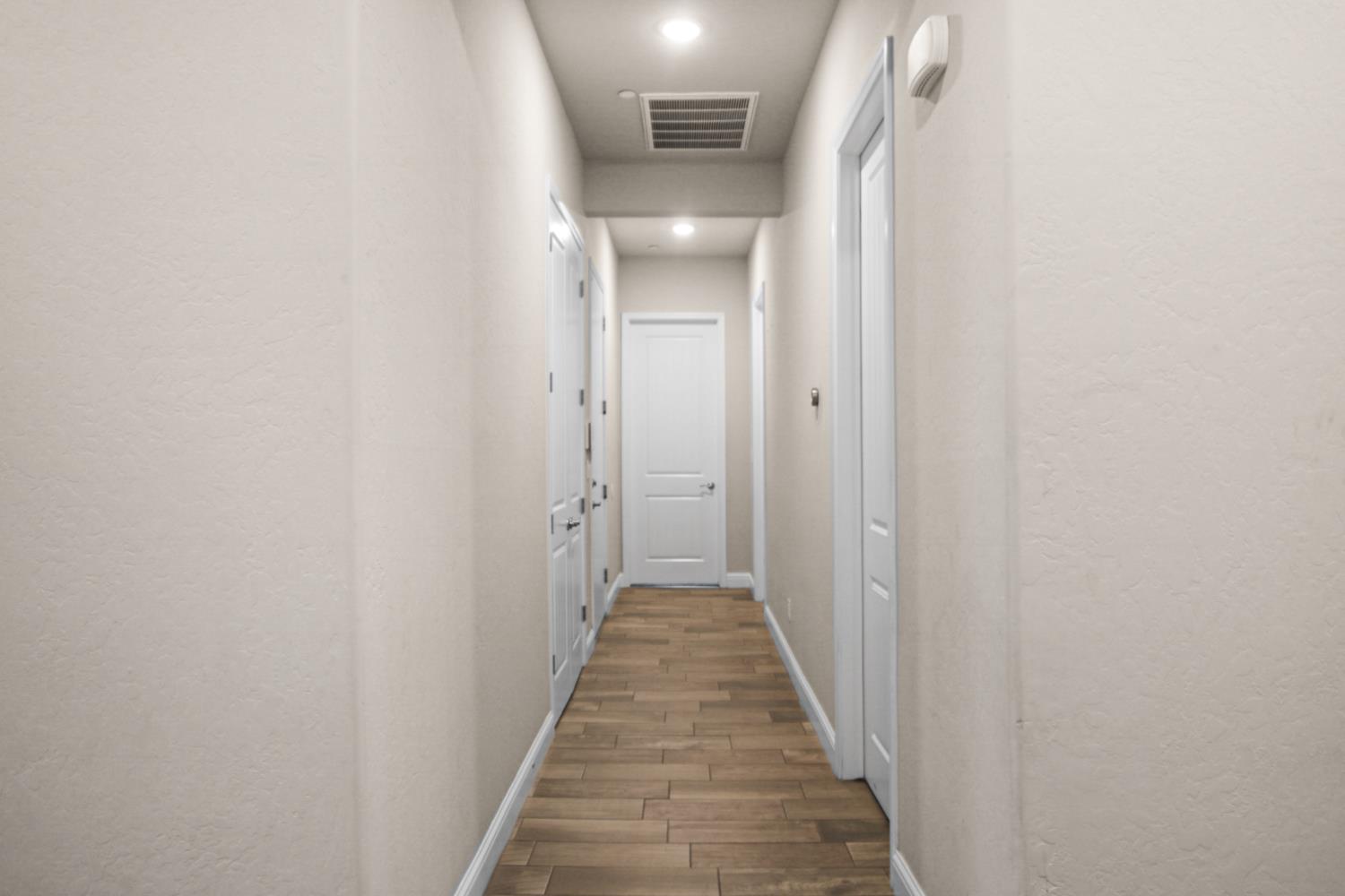 2941 Loyola Ave, Clovis, CA 93619