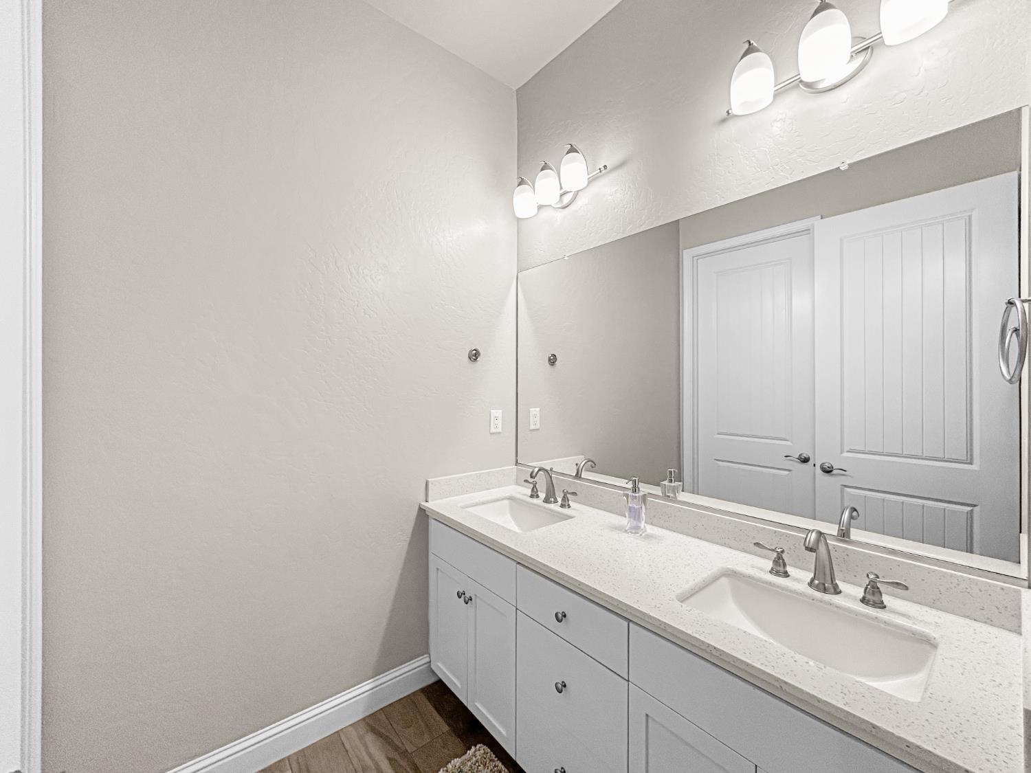 2941 Loyola Ave, Clovis, CA 93619